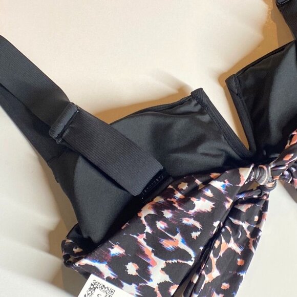 NWT SANCTUARY Animal Print Women's Bikini Top, size Medium - Picture 5 of 8